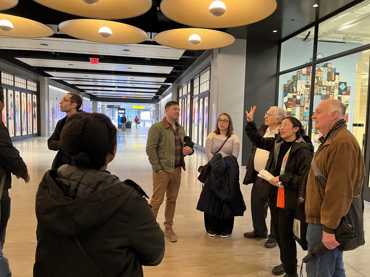 230311 WIA TI MoynihanTrainHall AmtrakMetLounge Selected Photos (27)