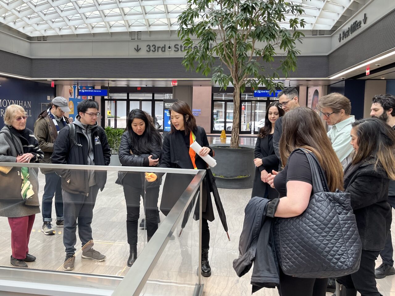 230311 WIA TI MoynihanTrainHall AmtrakMetLounge Selected Photos (9)